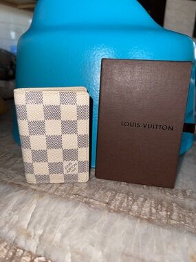 Louis Vuitton Damier Azur Card Holder - Cream & Gray Check